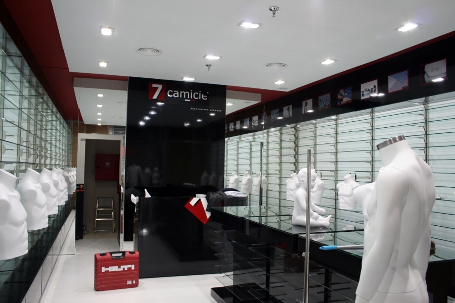 Camisería "7 Camicie" en CC Puerta Europa