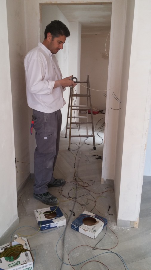 Canalización de hilos electricos