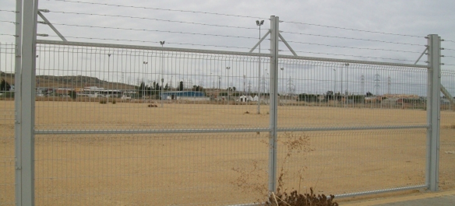 Cancela de paños electrosoldados