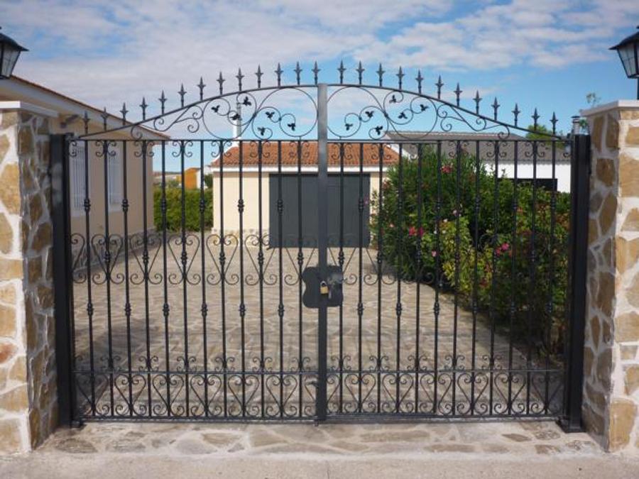 cancela hierro y forja