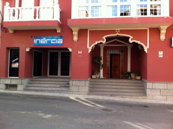 CANCELAS Y PUERTAS DE HIERRO FORJADO