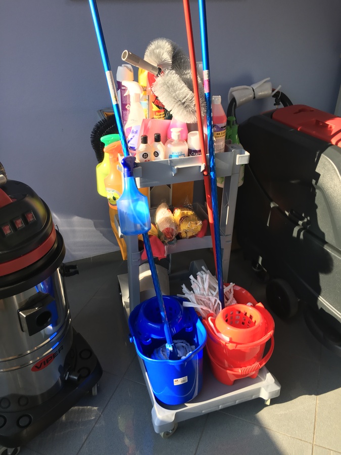 Carros de limpieza y aspirador industrial