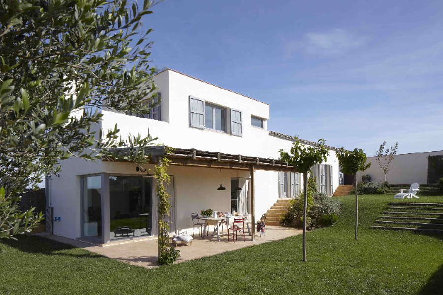 Casa al mig de l'empordà