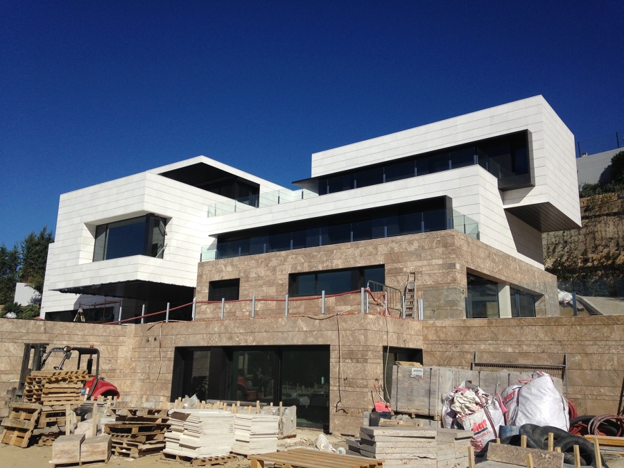 casa clavero en construcción