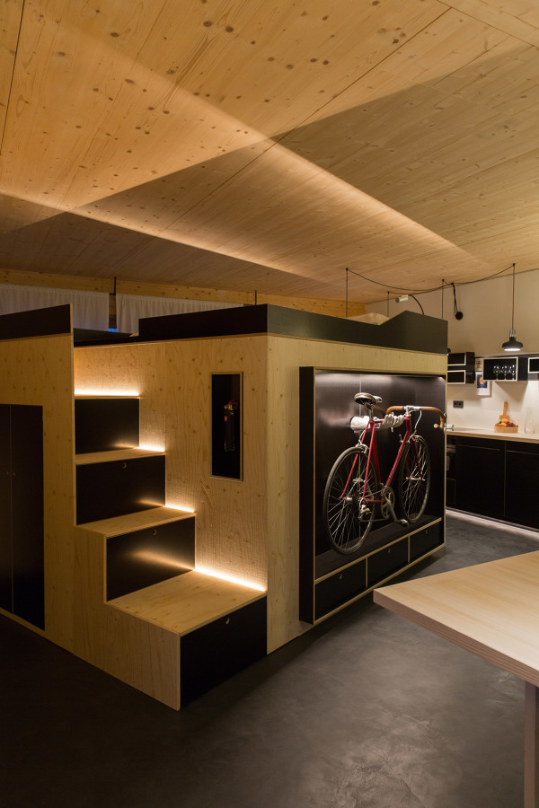 Casa con techos de madera 