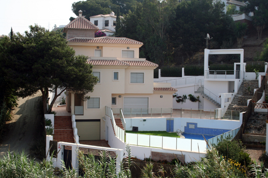 Casa Javier. Vivienda unifamiliar aislada con piscina