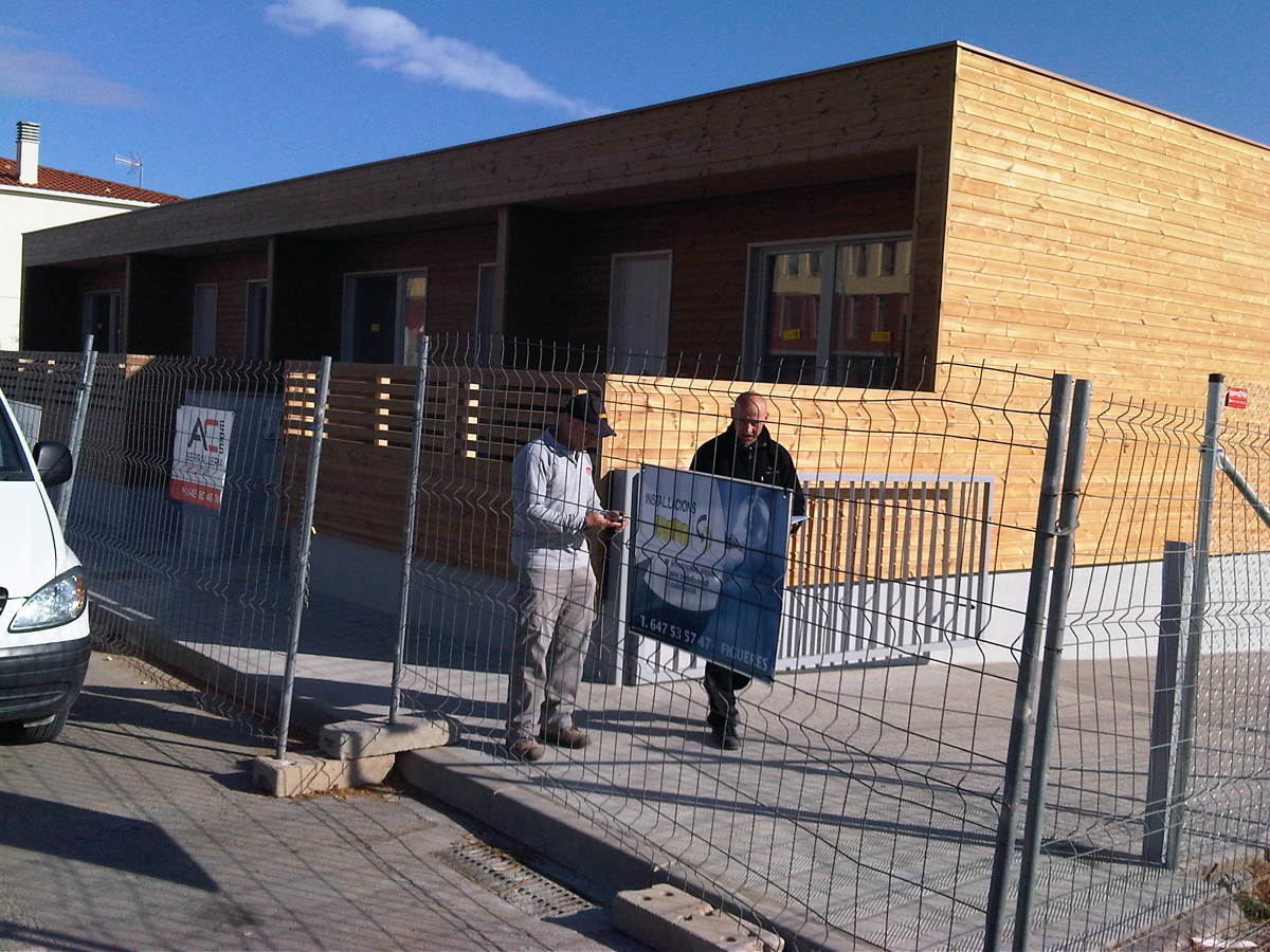 Cases adosades a Vilafant