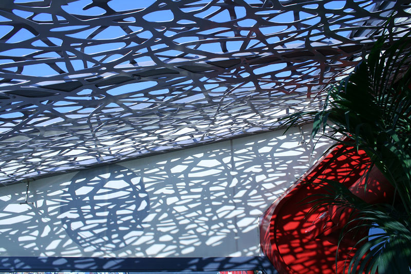 Celosía Decodesk en restaurante Abrassame, pz. de toros “Las Arenas”, Barcelona  