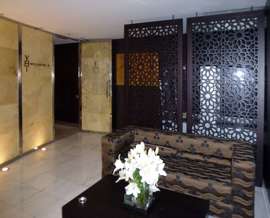 Celosía separador de ambiente. Hotel Meliá Barcelona