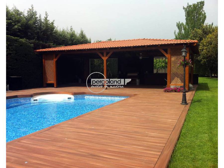 CENADOR A CUATRO AGUAS