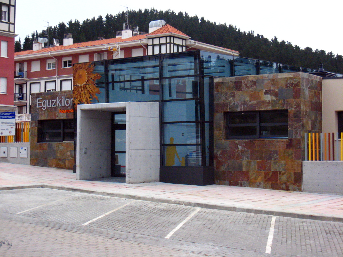CENTRO DE EDUCACIÓN INFANTIL - HAURRESKOLA