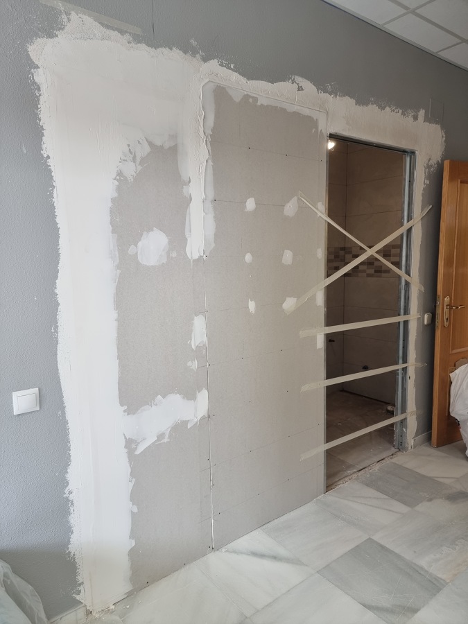 CENTRO DE SALUD COLMENAR DE OREJA  INSTALACION DE CASONETO