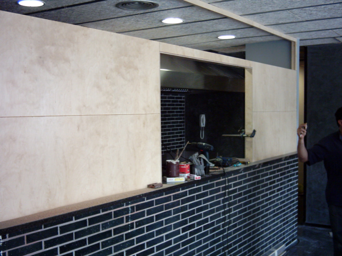 Cerramiento cocina snack.