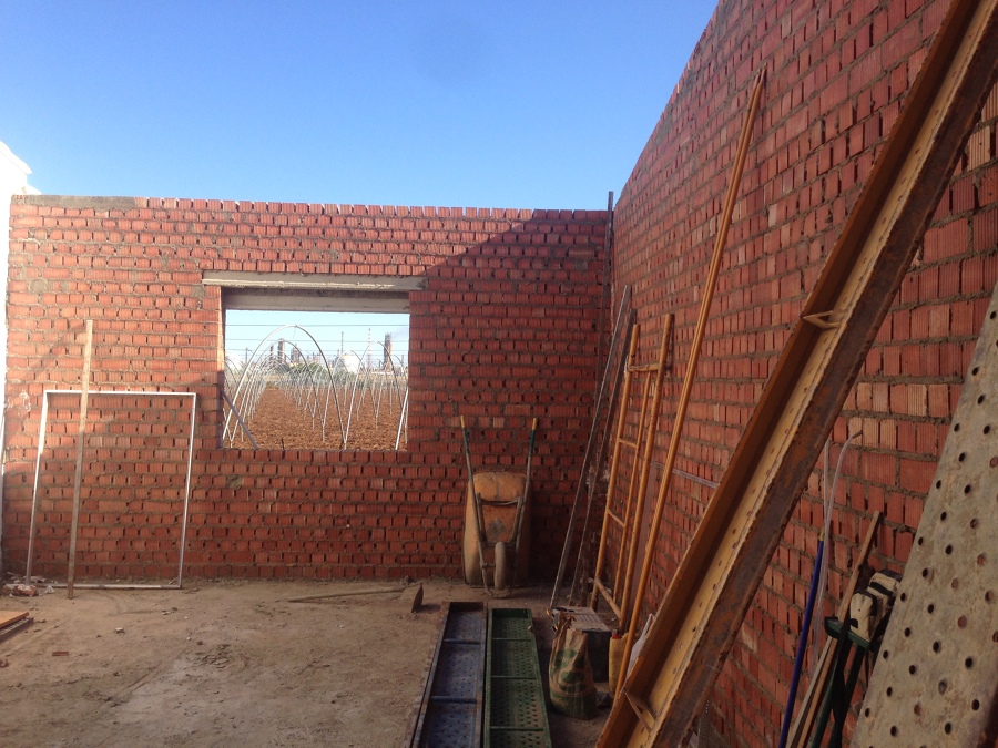 Cerramiento de ladrillos terminado