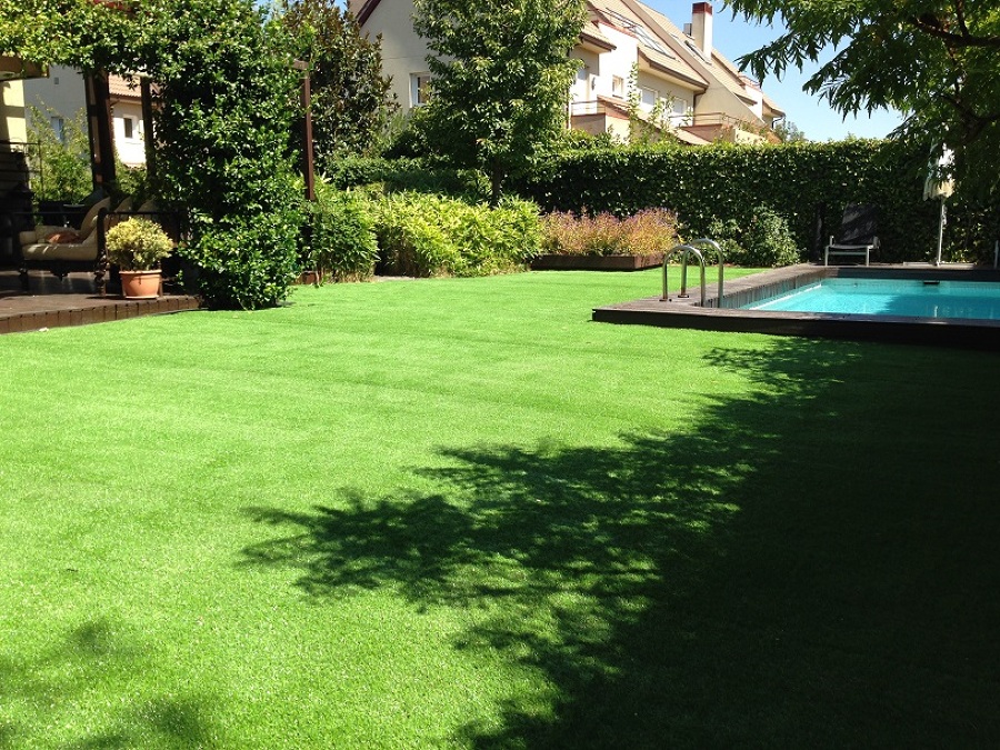 Césped articifial en Aravaca