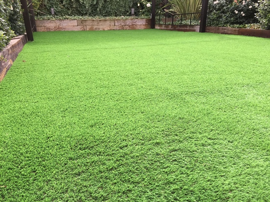 Césped articifial en Aravaca