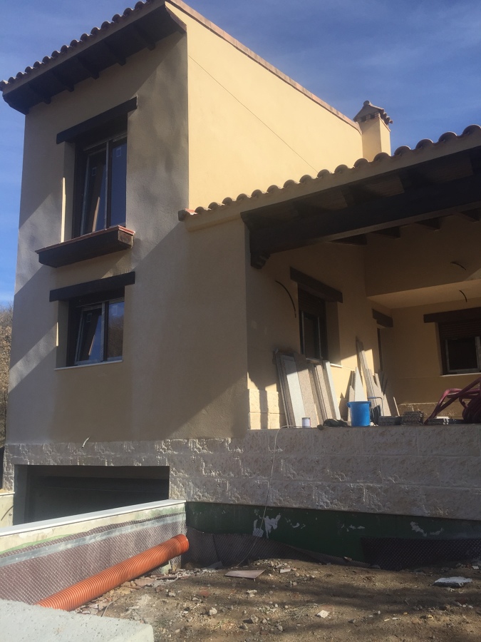 Chalet levantado nuevo