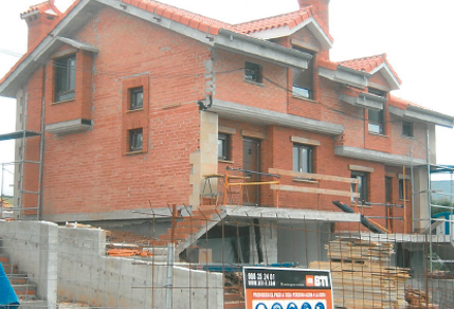 Chalets sin aplicar el revestimiento