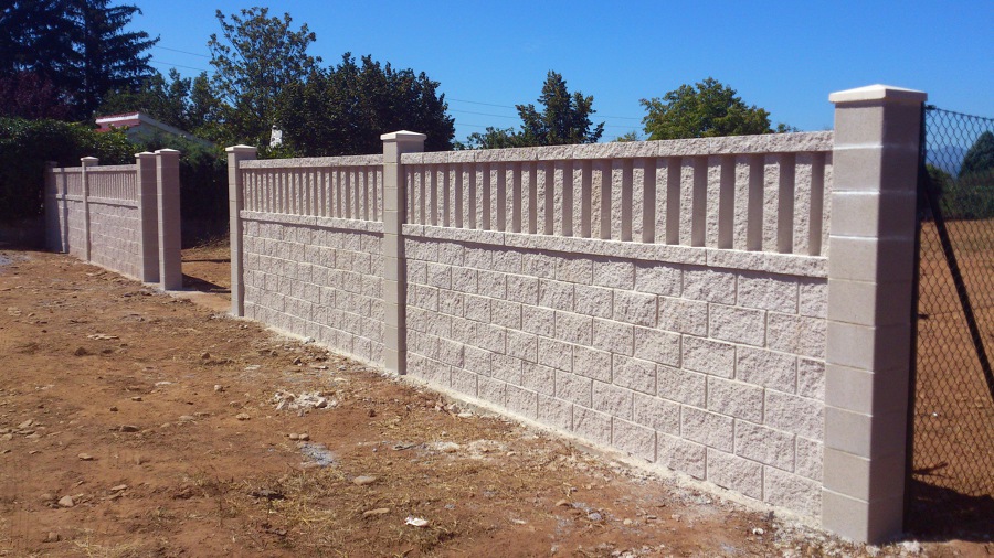 Cierre de solar en Camponaraya