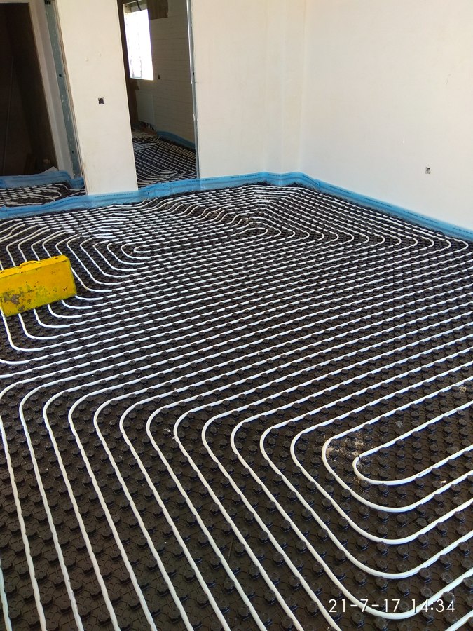 Circuitos de suelo radiante