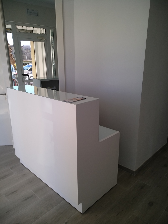 CLÍNICA DENTAL DYMITRI