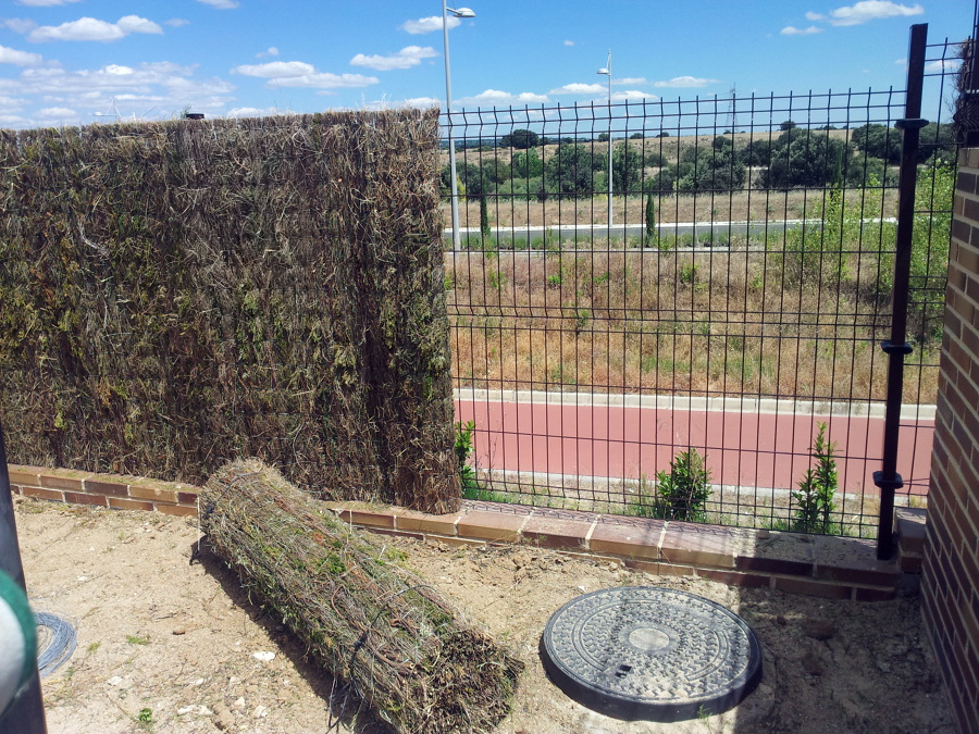 Cobertura de brezo en valla