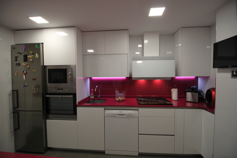 cocina alto brillo, silestone