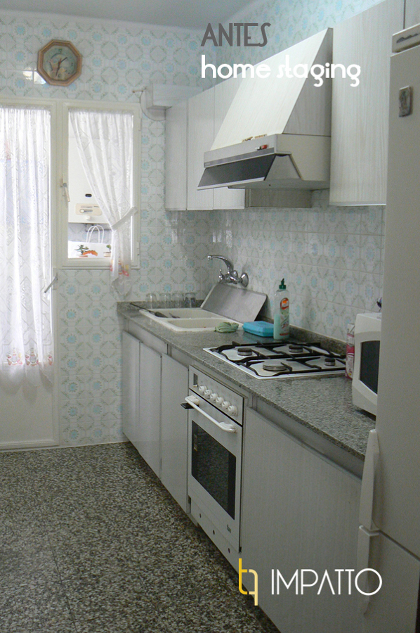 Cocina antes de "Home Staging"