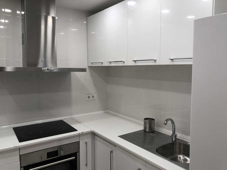 Cocina con campaña extractora