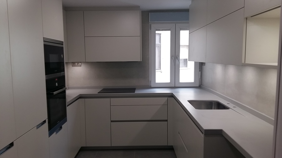 Cocina con máximo aprovechamiento de espacio