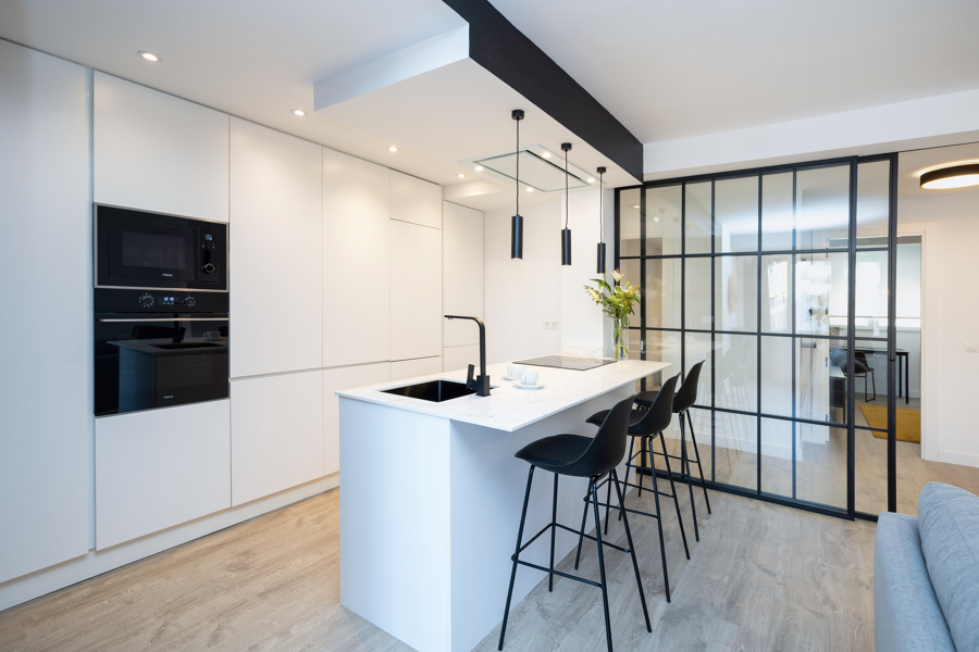 COCINA CON SEPARADOR