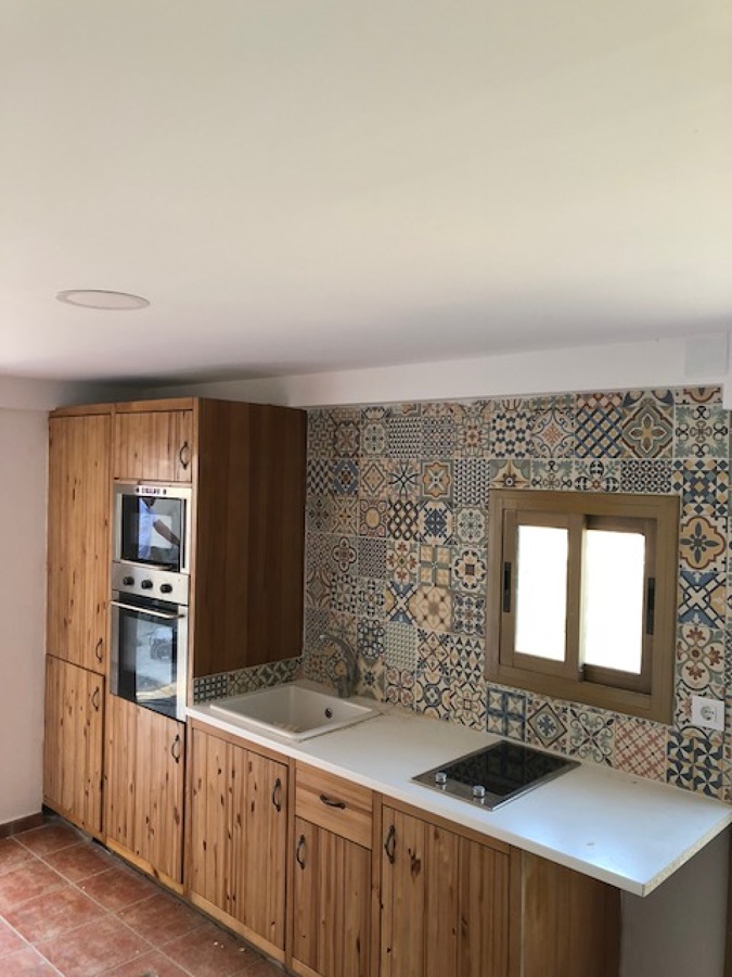 COCINA DE CASA DE INVITADOS.