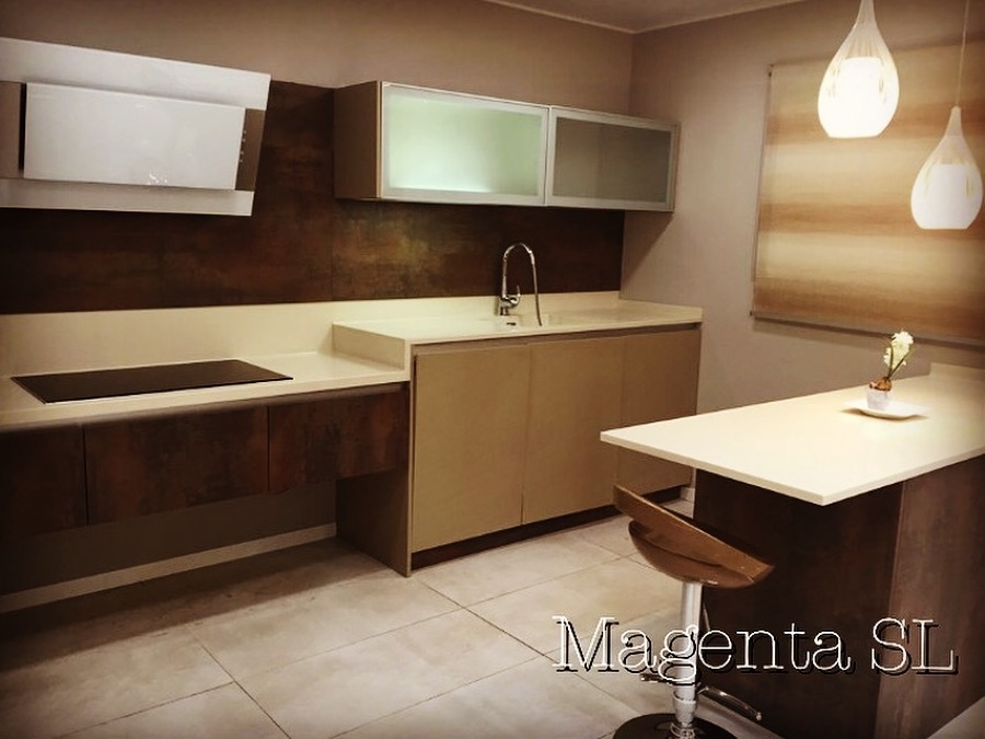 cocina de colores ocre 