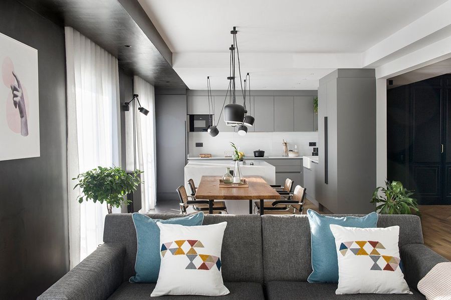 Cocina integrada en el comedor y salón