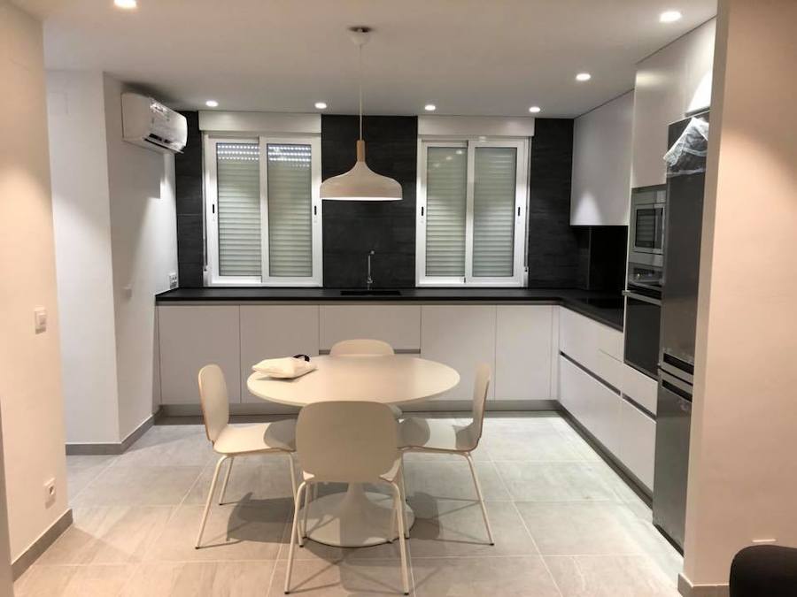 COCINA INTEGRADA EN SALON