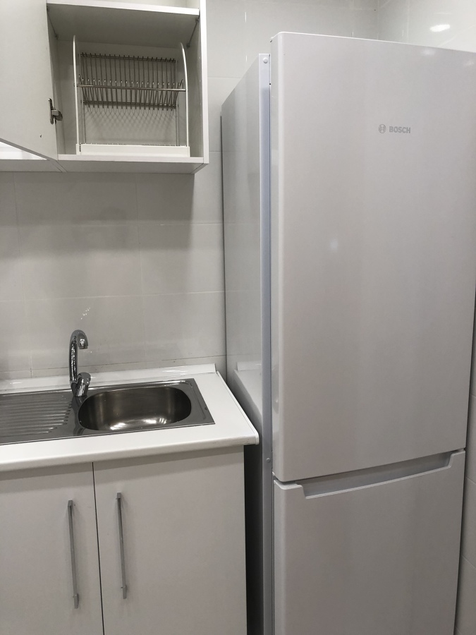 Cocina- Lavavajillas y nevera marca Bosch
