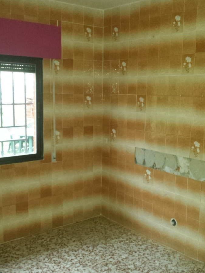 cocina muy deteriorada