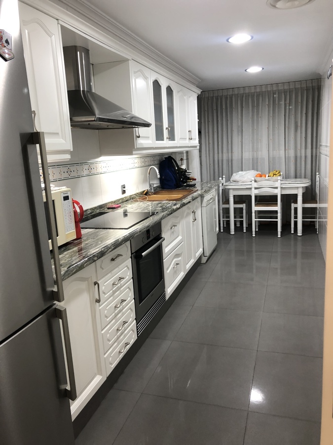 COCINA ROBLE, LACADO BLANCO