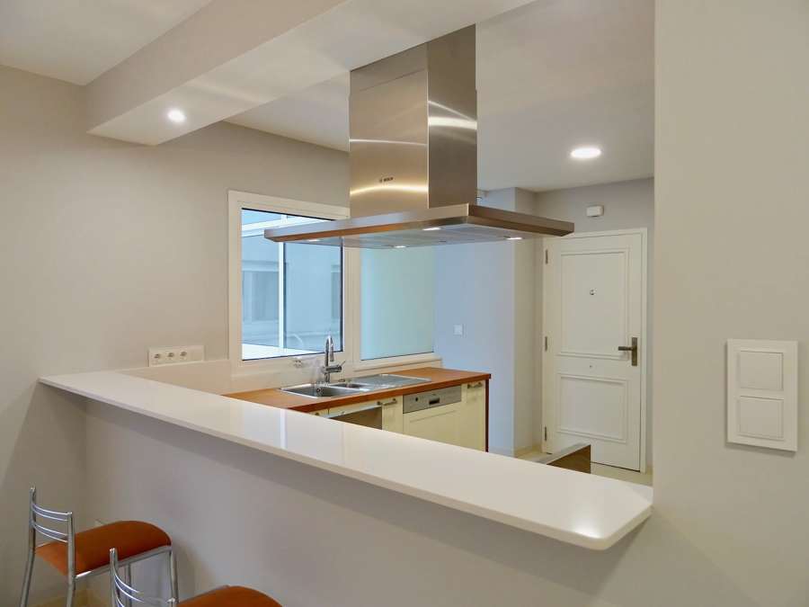 Cocina vista desde el comedor