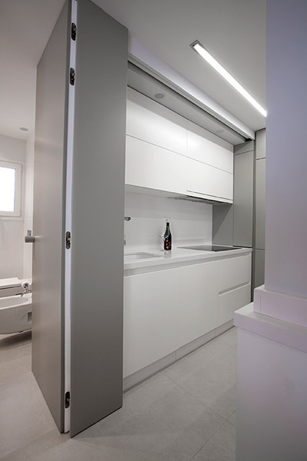 cocina y baño blanco