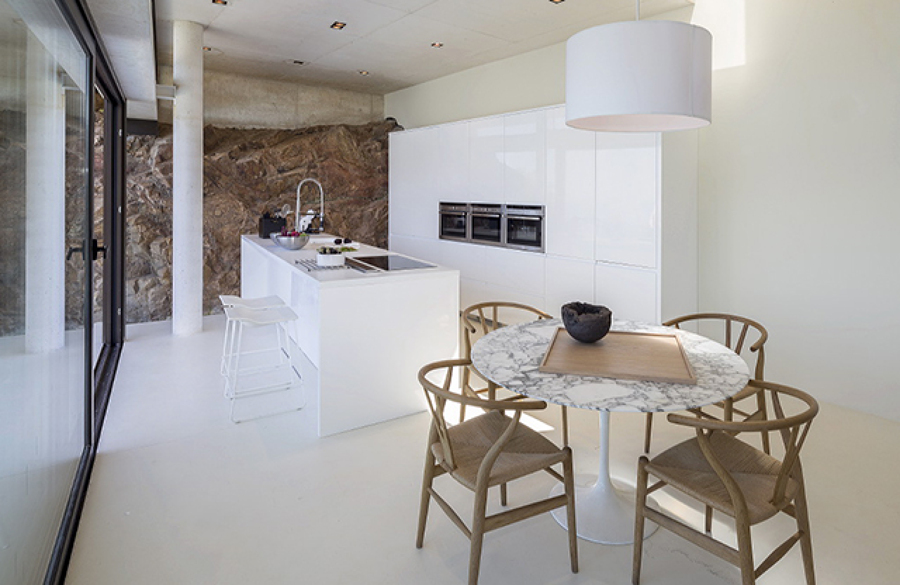 Cocina y salón totalmente conectados