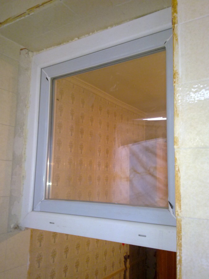 Colacación de Ventana de PVC