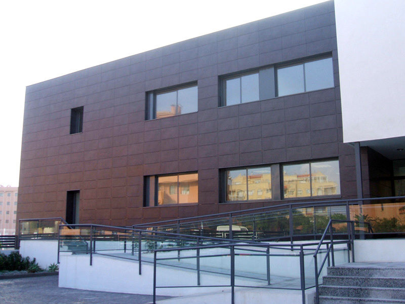 COLEGIO EN ROQUETAS DE MAR