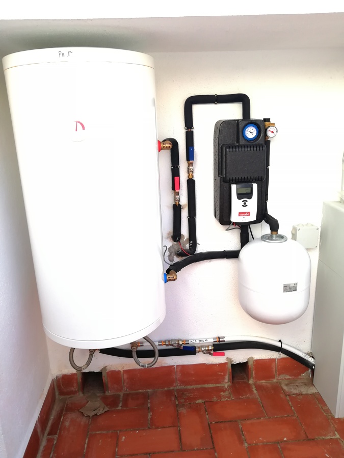 Colocación de 4 termos eléctricos