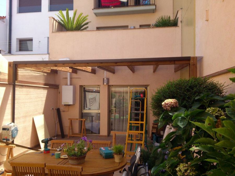 Colocación de canal con bajante