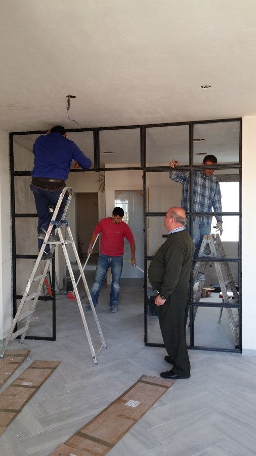 Colocación de cierre de hierro