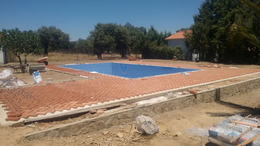 Colocación de ladrillos cerámicos