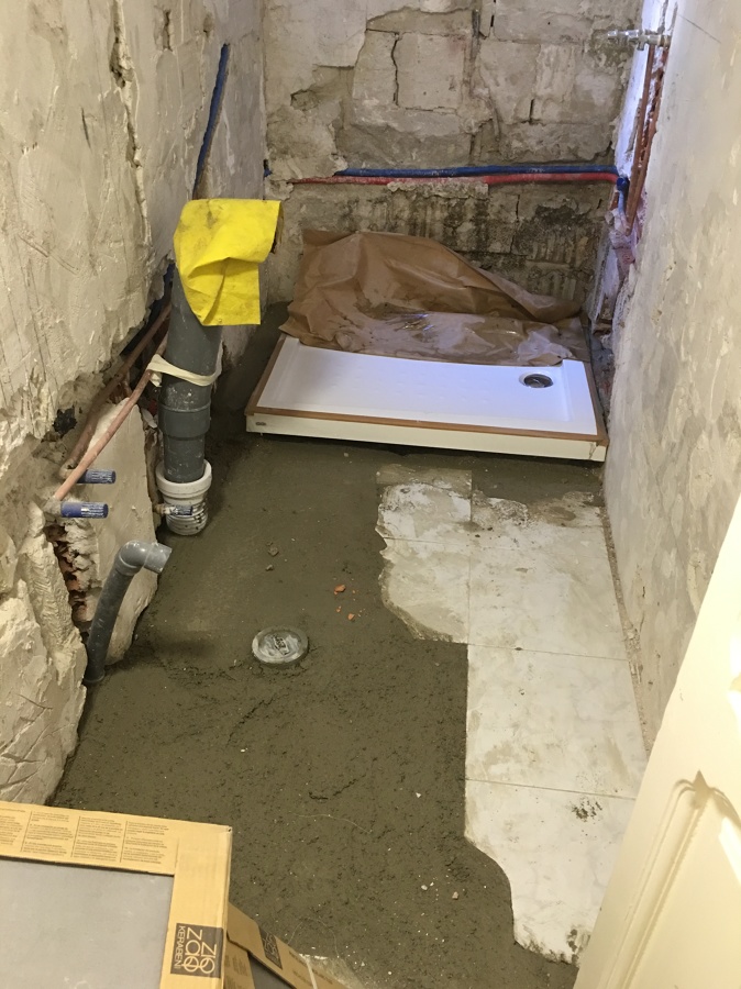 Colocación de plato de ducha 