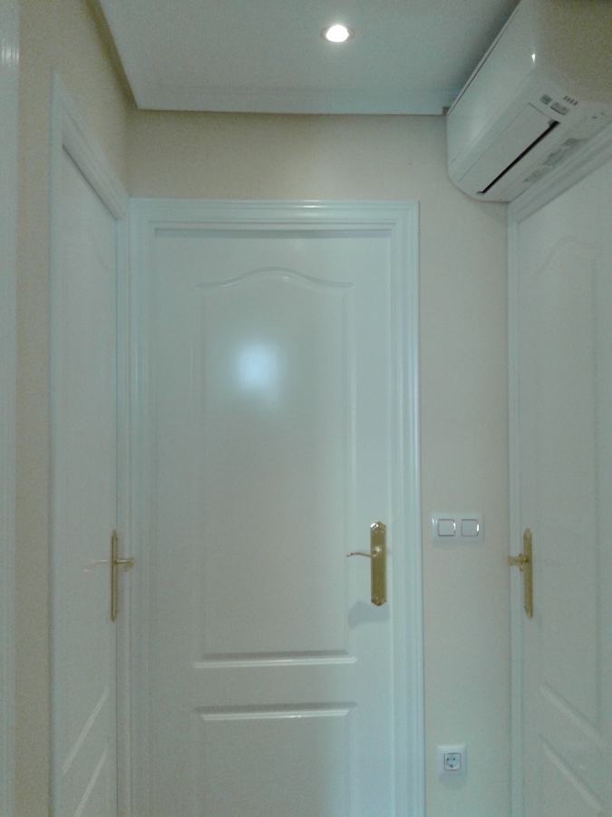 colocacion de puertas pasillo