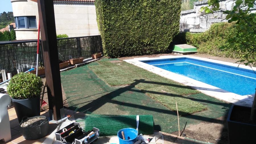 Colocacion de rollose cesped de 0,60 X1,20 